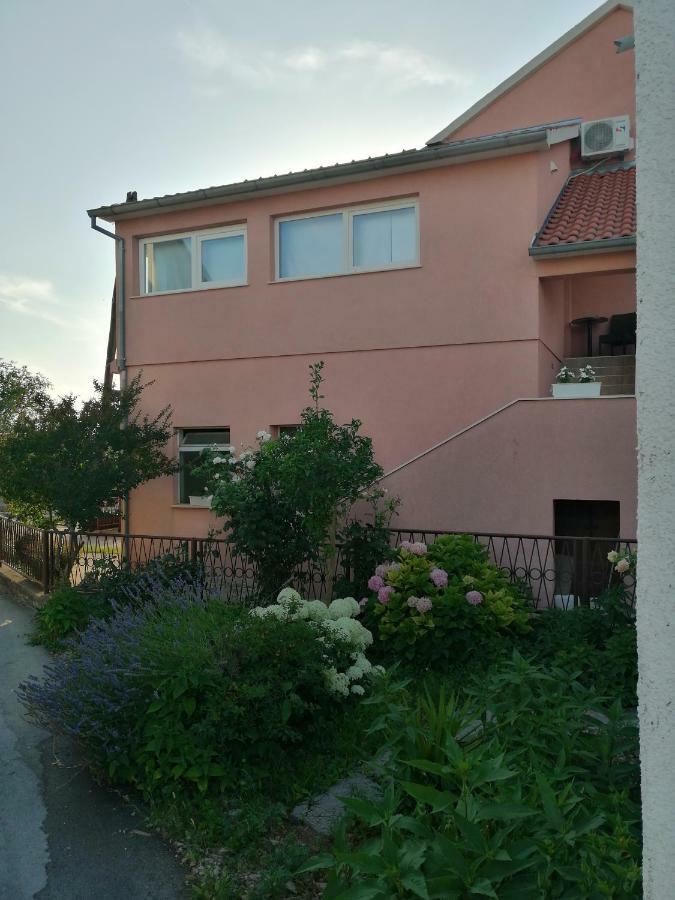 Apartman Elana Šibenik Esterno foto